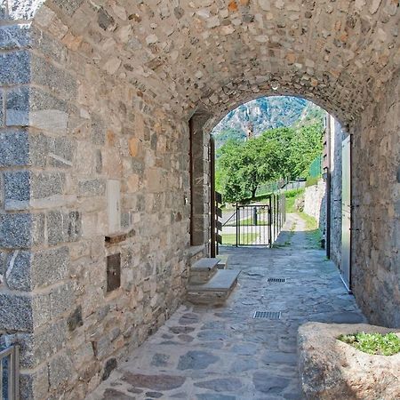 Il Ciliegio Sul Lago Verceia Bagian luar foto