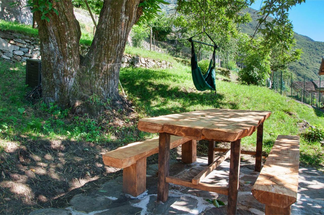 Il Ciliegio Sul Lago Verceia Bagian luar foto